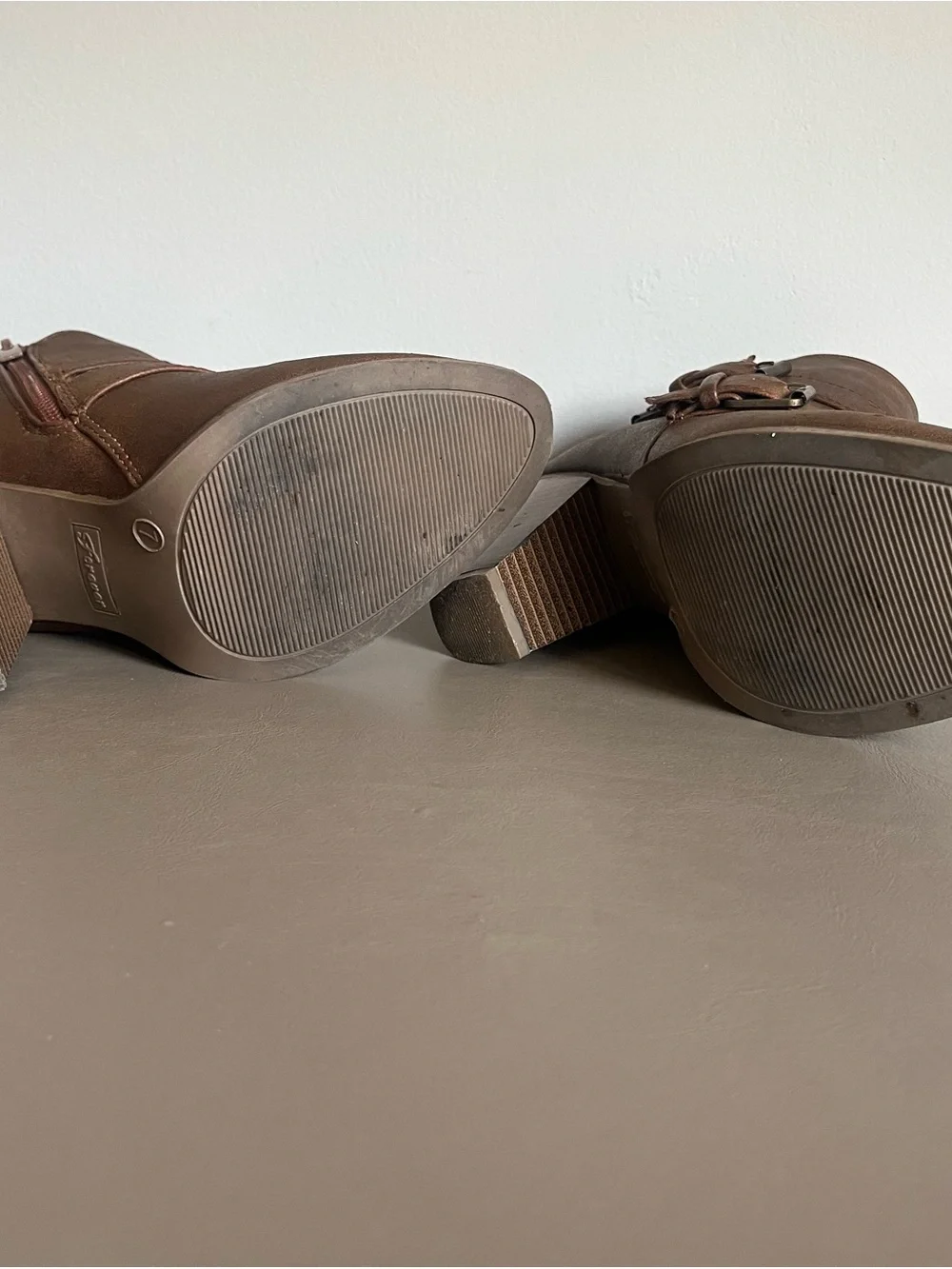 N/A stylish brown